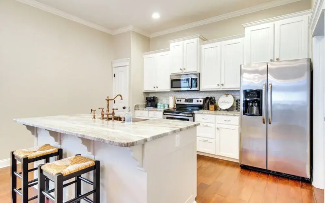 Chic Thomas Square Home in Walkable Location!