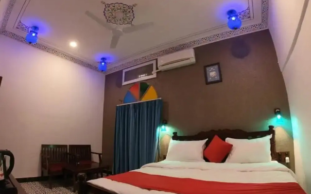 Hotel Ambika Chirwa House