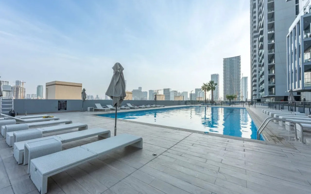 Sophisticated 1 Bedroom Apartment in Bloom Tower B