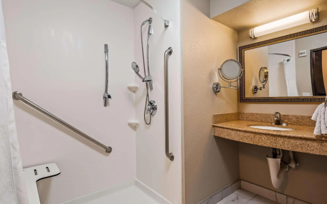 Best Western Plus Henderson Hotel