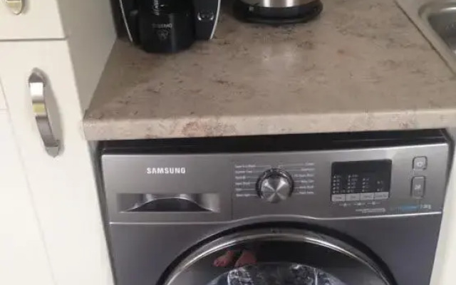 The View, 22 School Park