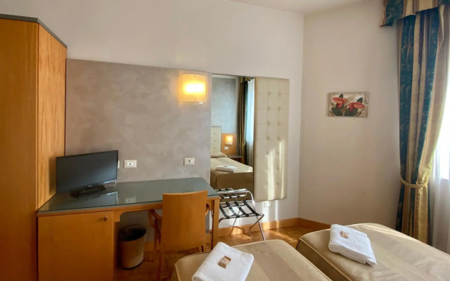 Hotel Riviera