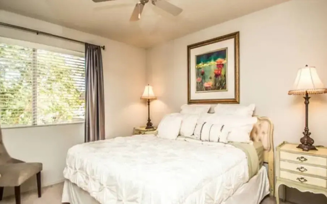 Great North Scottsdale Condo!