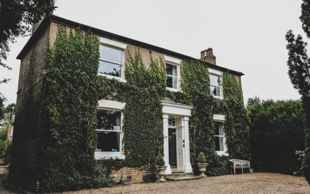 Croxton House Bed And Breakfast