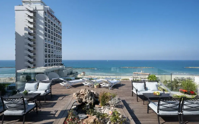 Maxim Hotel Tel Aviv Adults Only (Отель для взрослых)