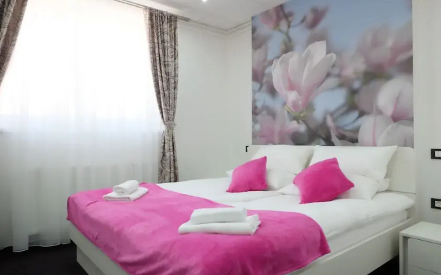 Artorius Luwiana Suites