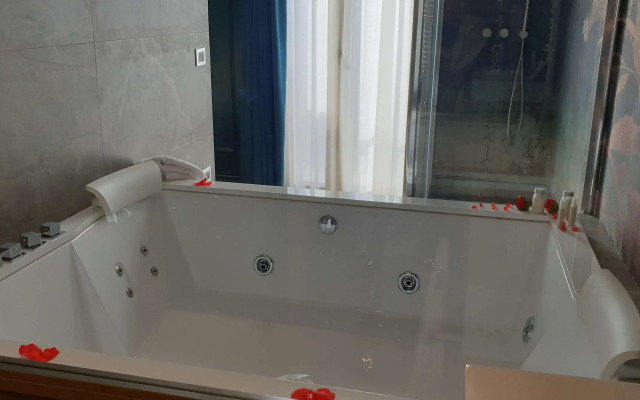 Best Western Plus Hotel Perla Del Porto