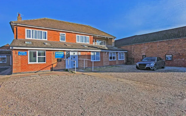 OYO Aparthotel Hathern