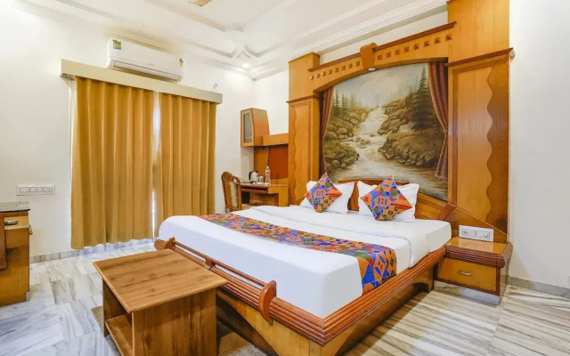 Fabhotel Rest & Peace