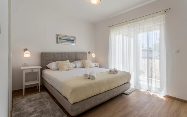 Villa Horizon save 15 percent on Split-villas com