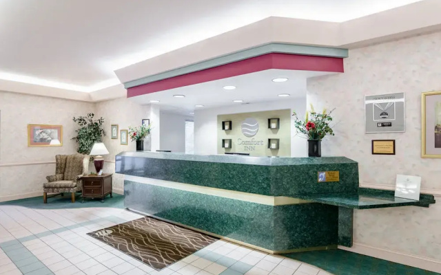 Comfort Inn & Suites