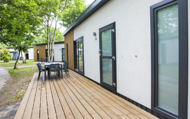 Modern Chalet With Dishwasher Near the Beach