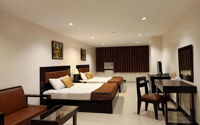 Paragon Tower Hotel