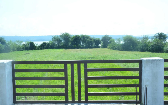 OYO HOME 92078 Pinky Homestay