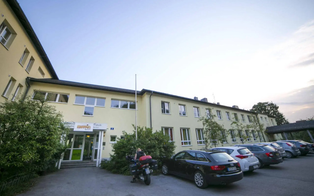 Muffin Hostel