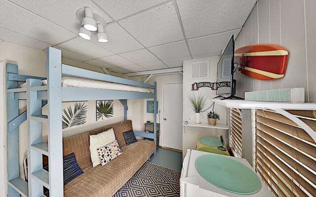 4031pano 3 Bedroom Home