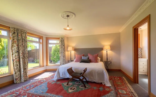 The Manor - Wanaka Unlocked