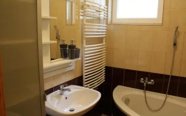 Strigonia Apartman