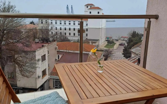 Апартамент Амира 3