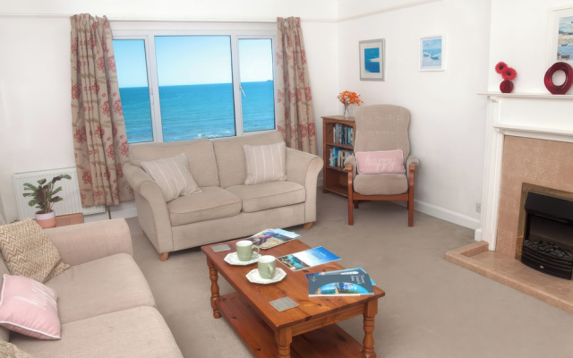 Weymouth Bay Apartment C