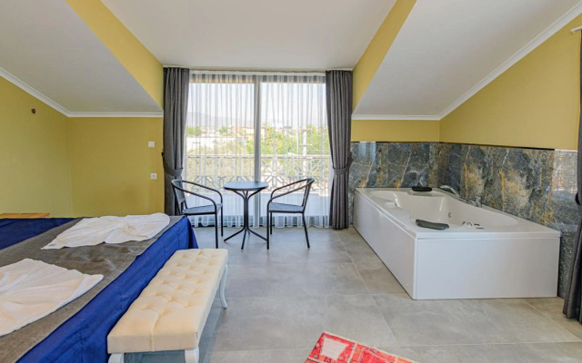Söğüt 1 - 4 Bedroom with jacuzzi in Fethiye