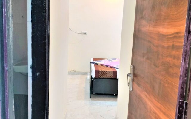 Comfort Inn Hotel.Near MayurVihar Metro1