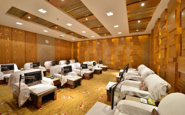 Luxemon Xinjiang Yindu Hotel