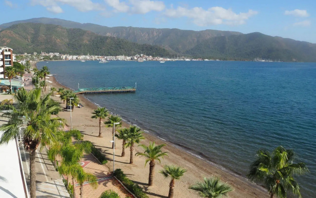 Yunus Hotel