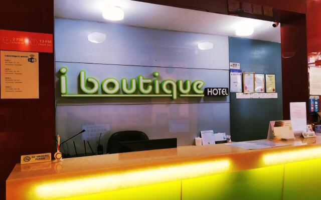 i Boutique Hotel
