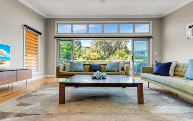 Sunshine Beach House-25 Metre Walk To The Beach