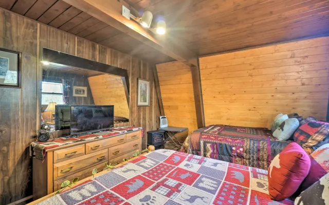 Gatlinburg Mountain-view Cabin: 5 Mi to Downtown