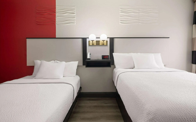 Ramada by Wyndham Locust Grove