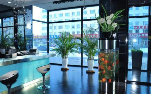 9Jiu Holiday Inn