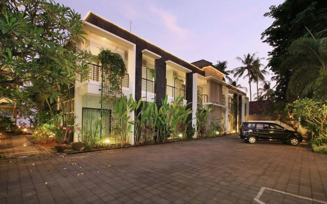 Padmasari Resort Hotel