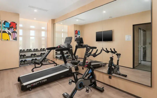 Holiday Inn Express Guangzhou University Town by IHG