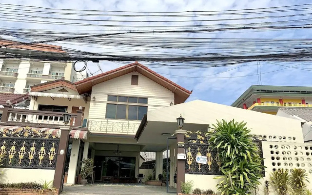 Chubby House