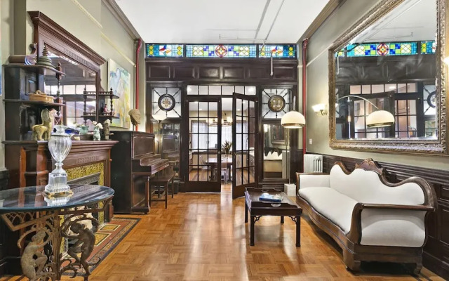 Northern Lights Mansion