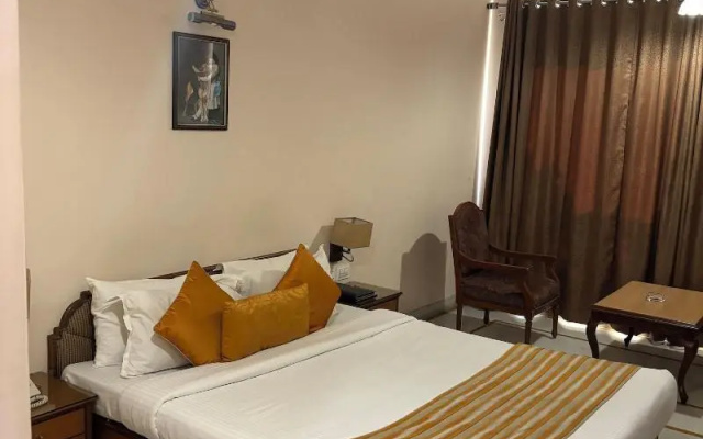 Kailash Parbat – Guest Rooms – Lonavala