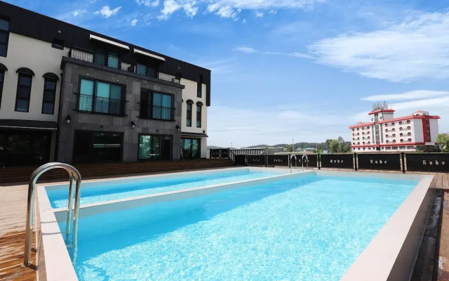 Ruhe Pool Villa