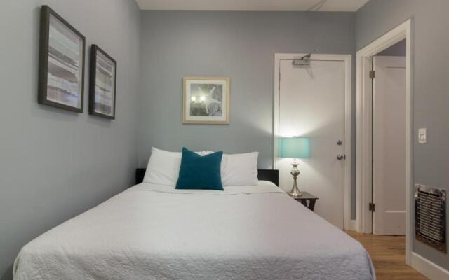 The Historic Broadlind Hotel at Long Beach Convention Center