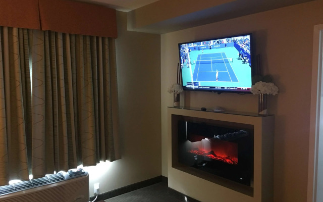 Best Western Plus Service Inn & Suites