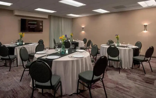 Courtyard Mt. Laurel Cherry Hill