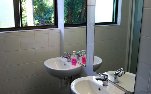 Jackaroo Treehouse Mission Beach - Hostel