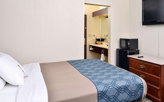 Country Hearth Inn Shelbyvill