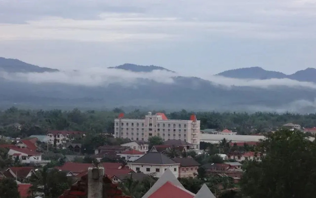 Royal Hotel Luang Namtha ' Huang Ching'