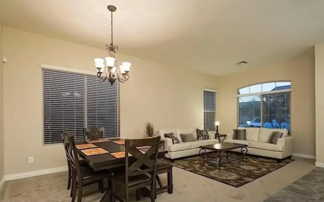 Pleasant Surprise By Signature Vacation Rentals