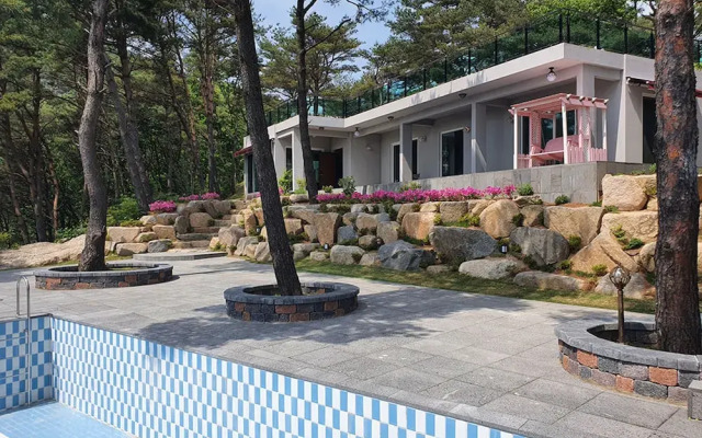 Good Caravan Pension