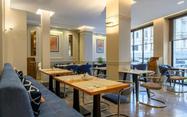 Four Points Flex by Sheraton Istanbul Taksim Square