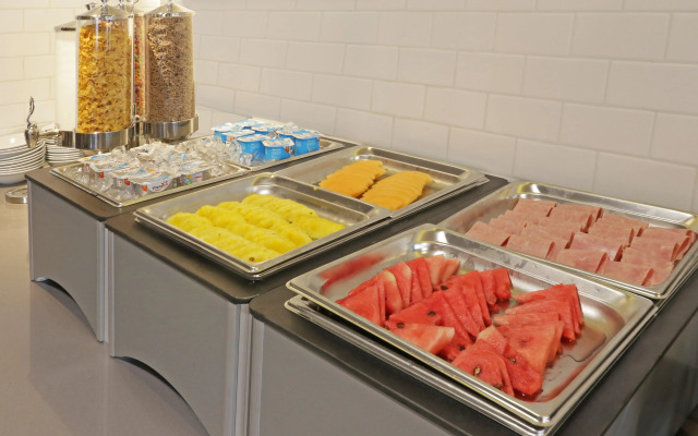 Holiday Inn Express & Suites Monterrey Valle by IHG