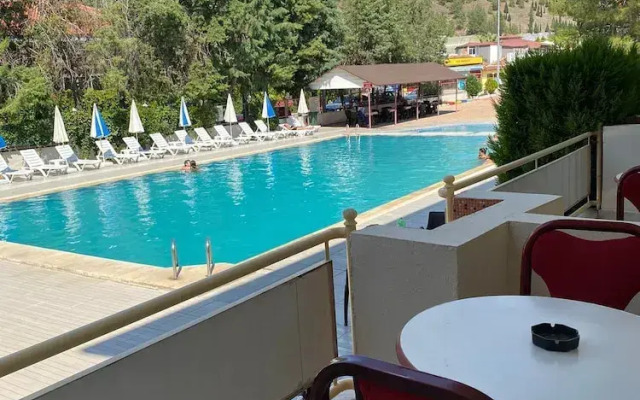 Topaloglu Thermal Otel